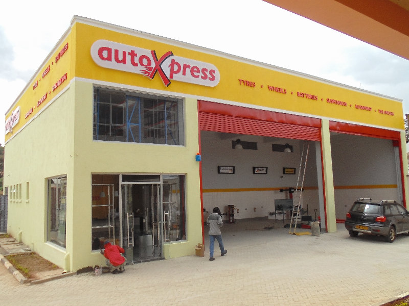 Prosel Sign System | Signage installation, maintenanance and manufacture for Auto Express branches