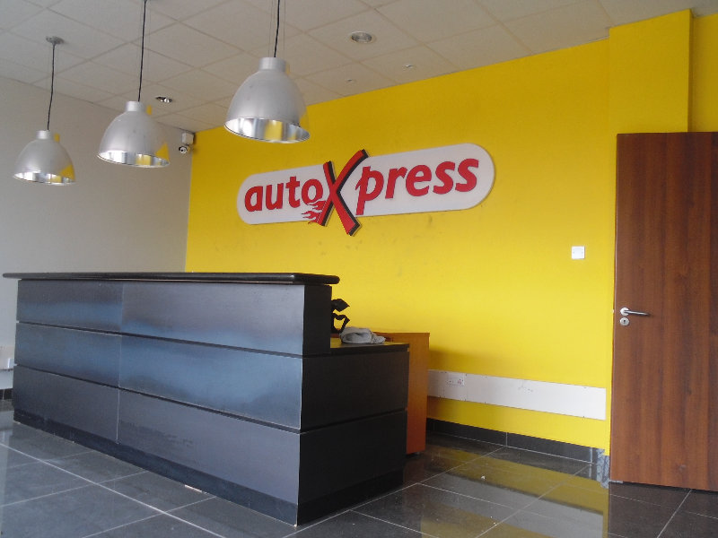 Prosel Sign Systems | Signage installation, maintenanance and manufacture for Auto Express branches