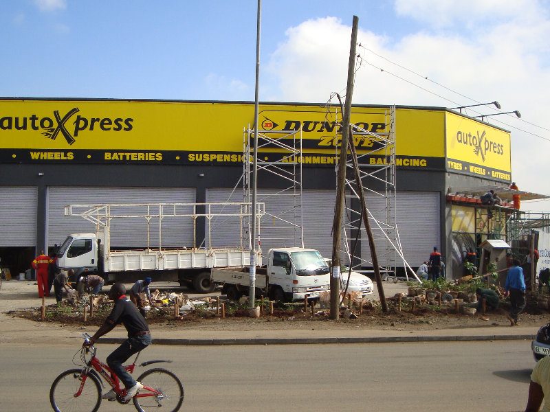 Prosel Sign Systems | Signage installation, maintenanance and manufacture for Dunlop branches